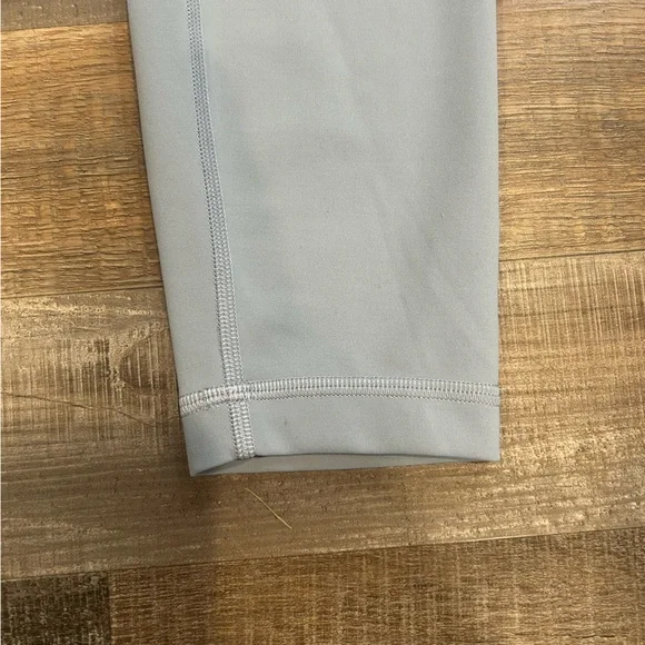 Lululemon Wunder Train High-Rise Tight 28" - Washed Denim - Picture 5 of 10